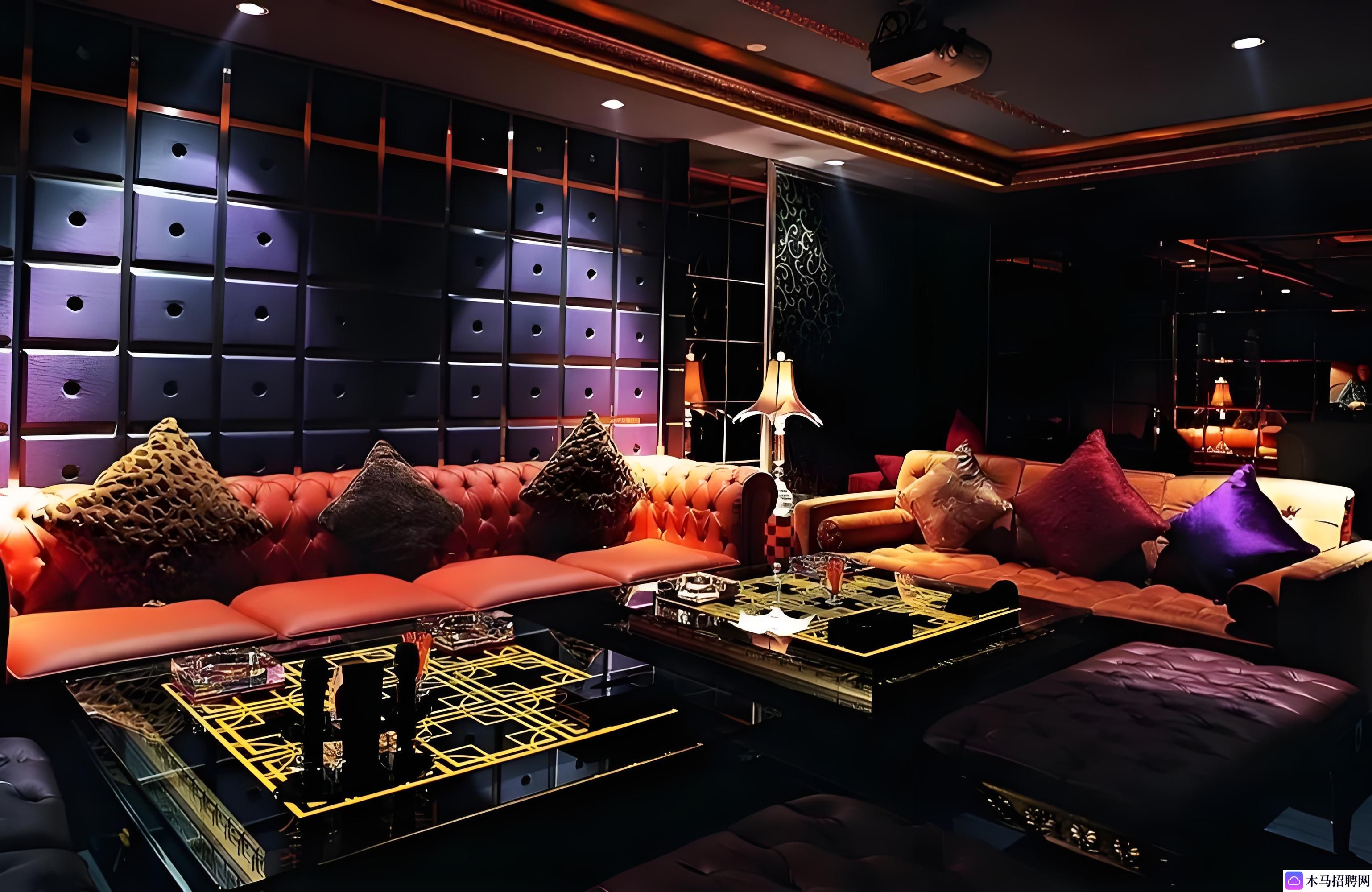 招募夜场女神：南锣鼓巷网红小酒馆寻找店长助理！